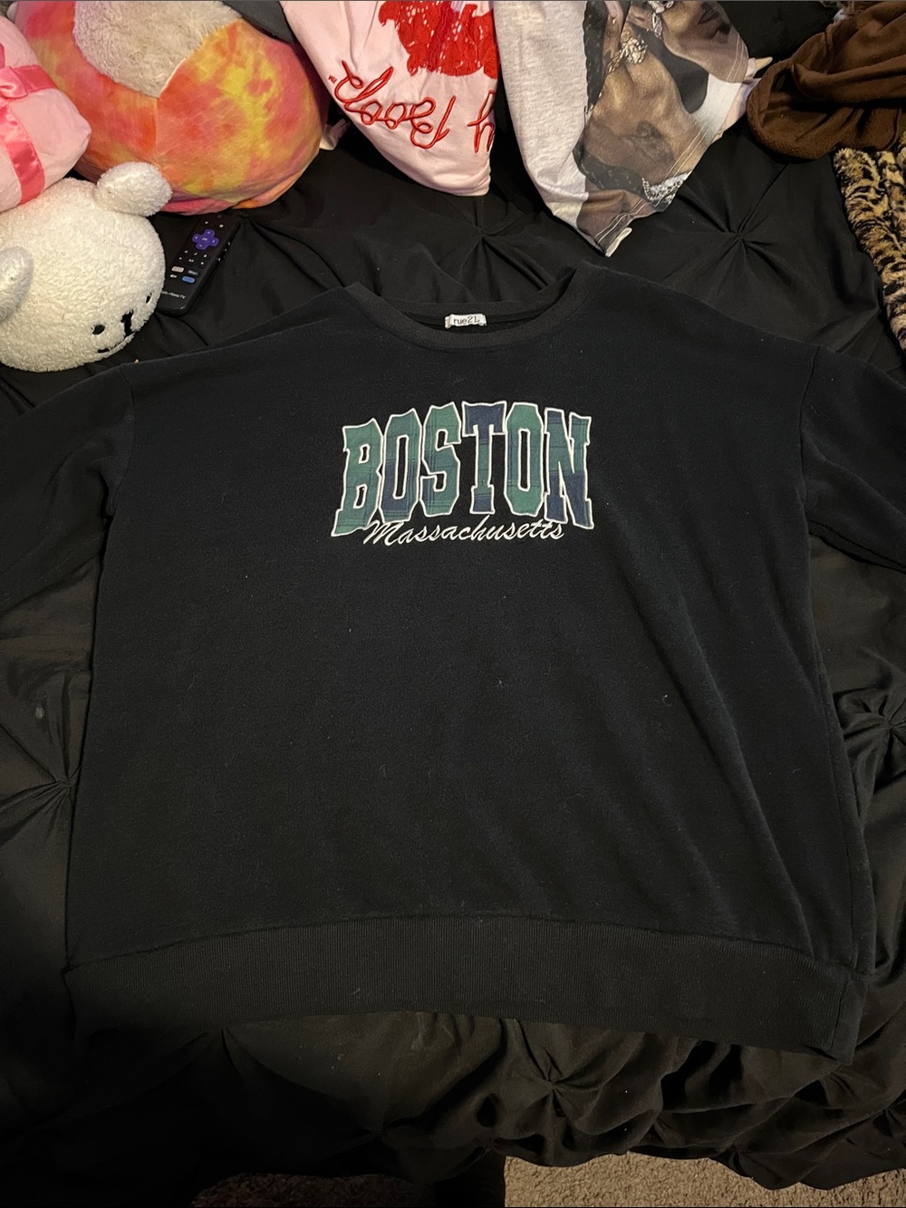 Rue21 Black Long Sleeve "Boston Massachusetts" Pullover